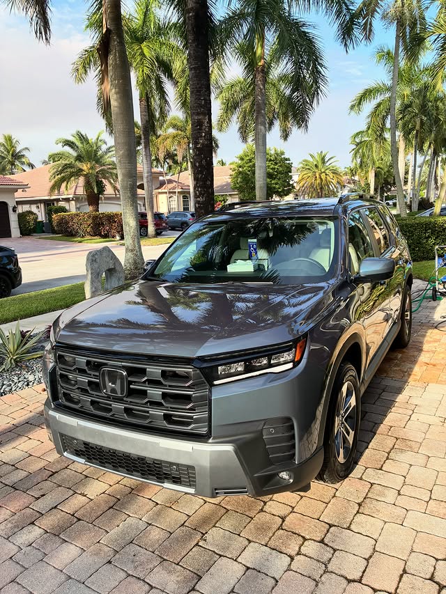 Clean vehicle from EZ Mobile Car Wash
